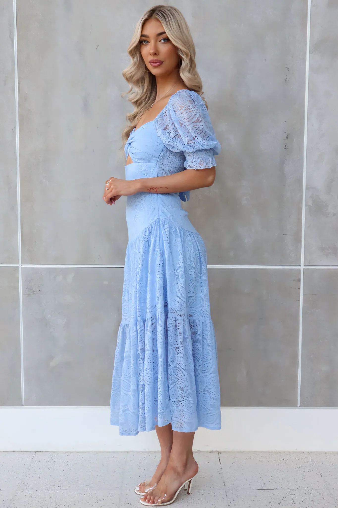 Billie Lace Midi Dress - Baby Blue