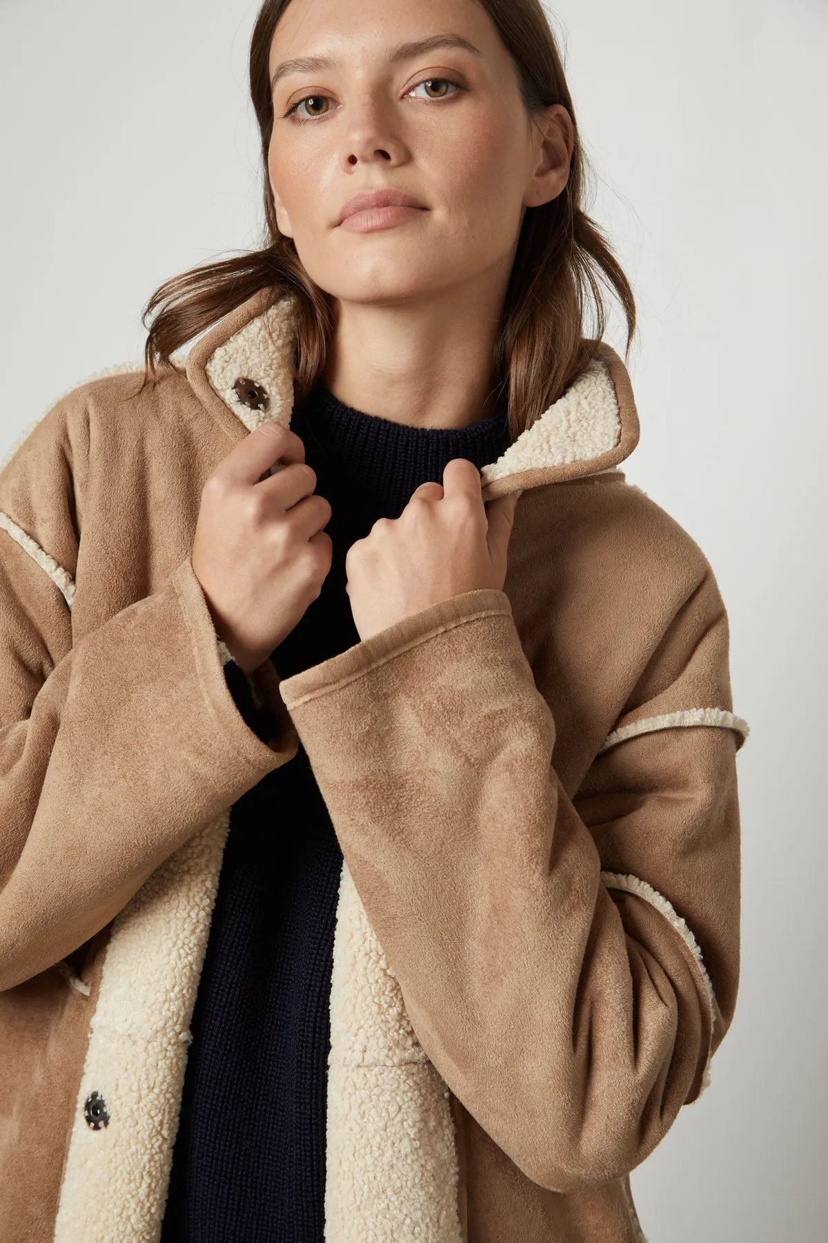 CARA LUXE SHERPA REVERSIBLE JACKET