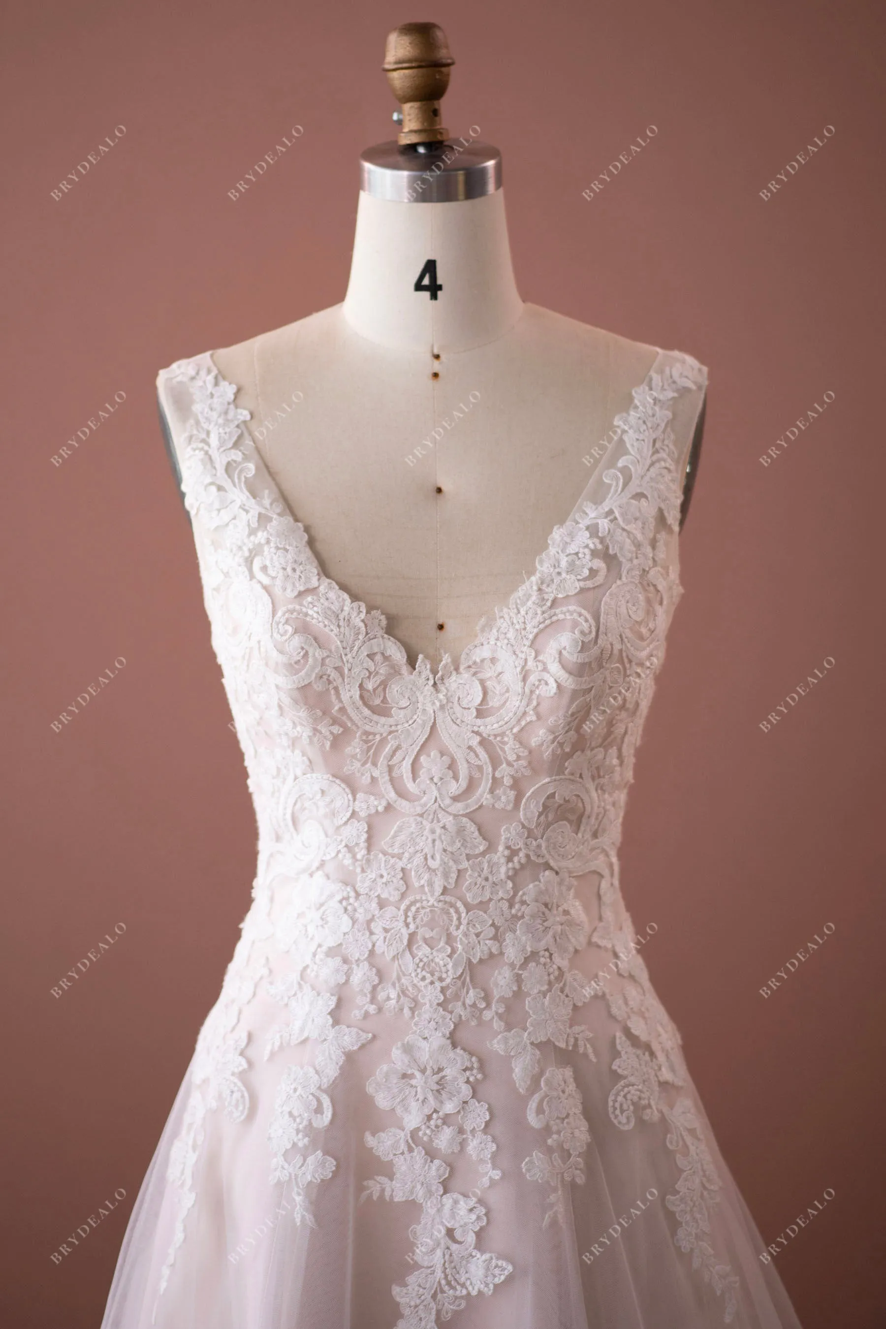 Graceful Lace V-neck Open Back Sleeveless Nude Wedding Dress