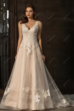 Graceful Lace V-neck Open Back Sleeveless Nude Wedding Dress