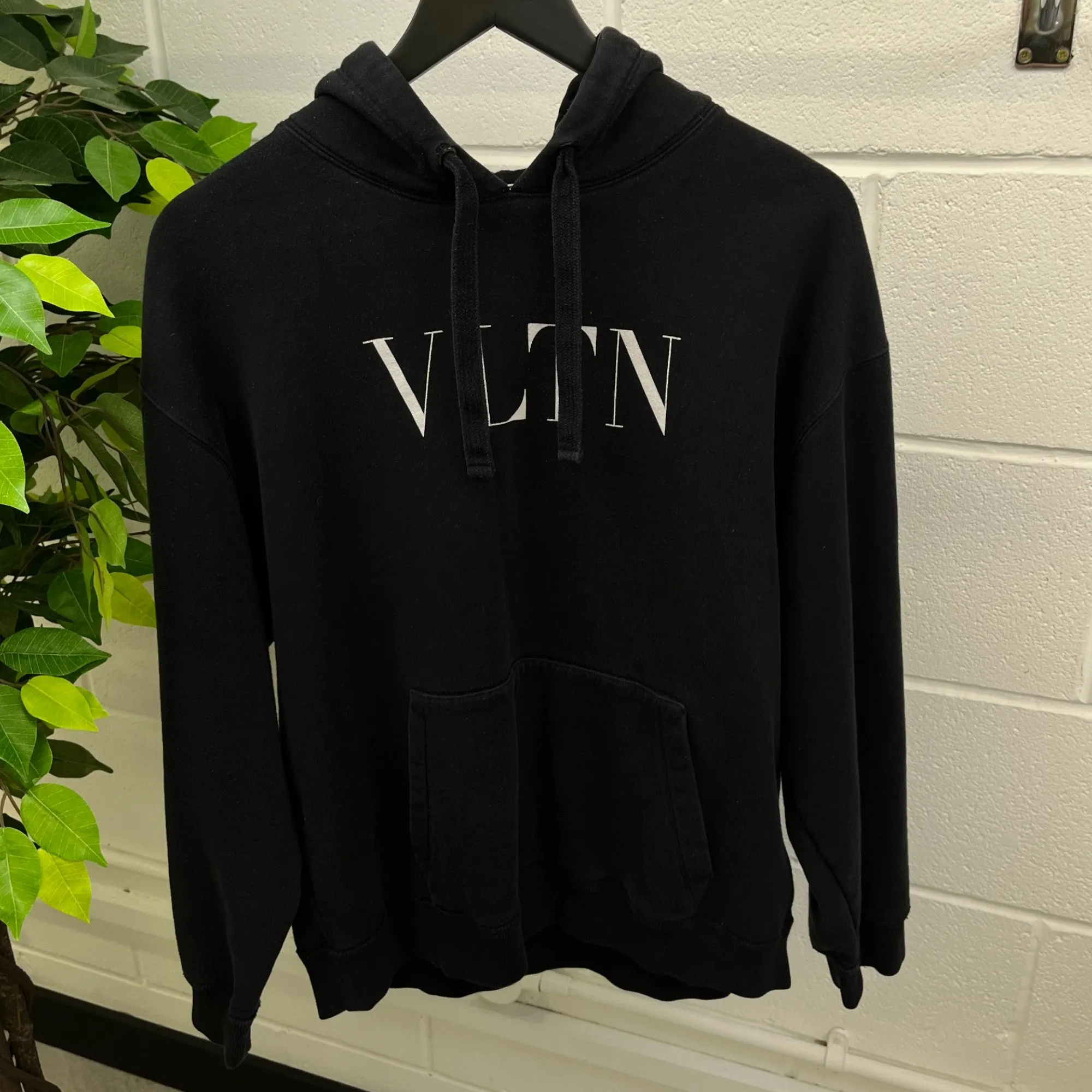 Men's Vltn Logo Hoodie Black Size M