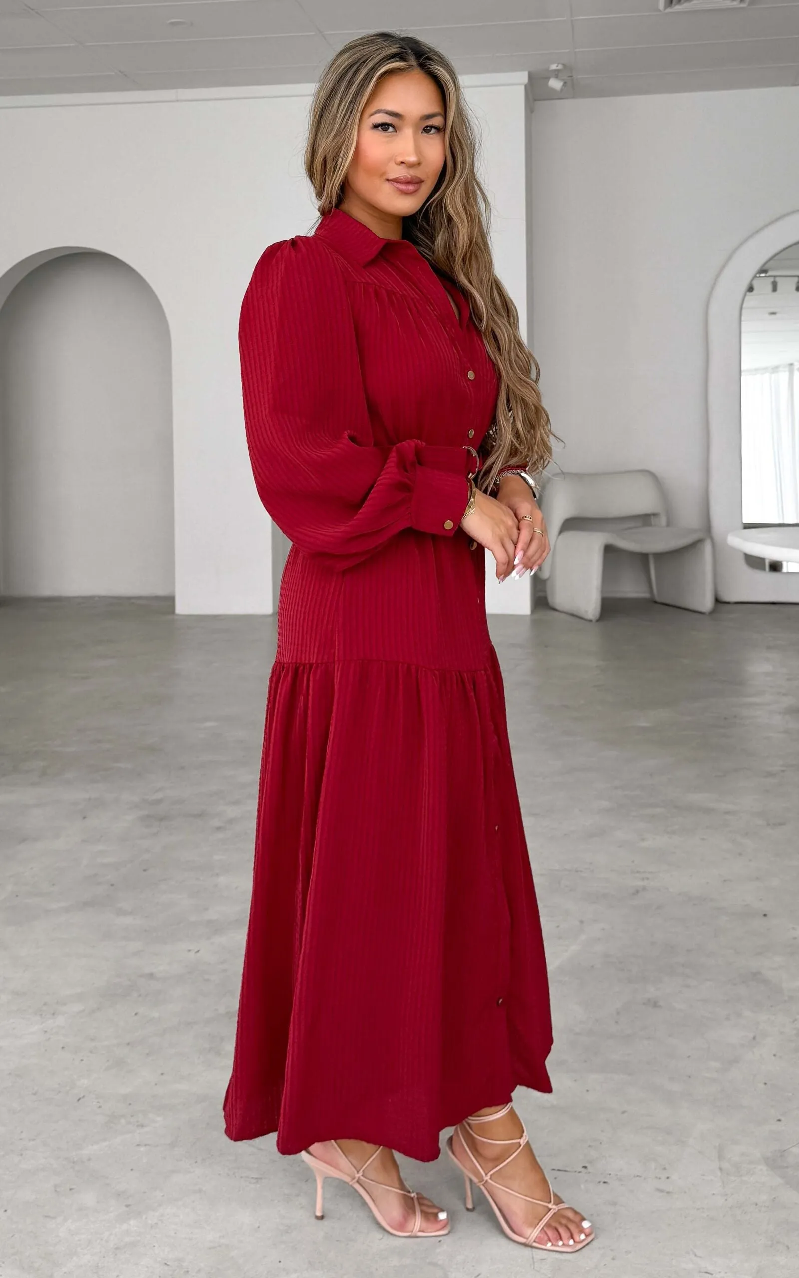 Mindy Midi Dress - Red Texture