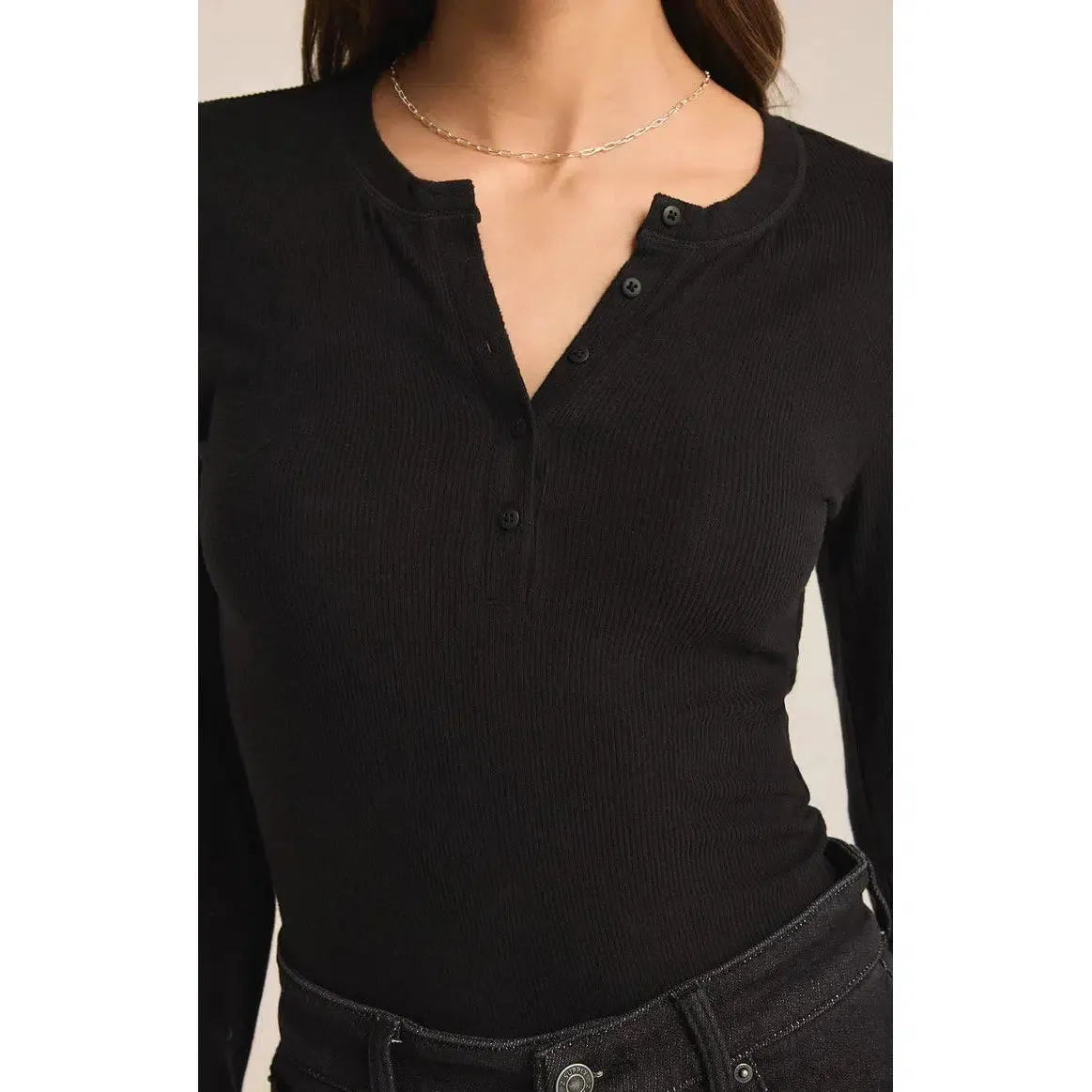 SCARLETT RIB HENLEY